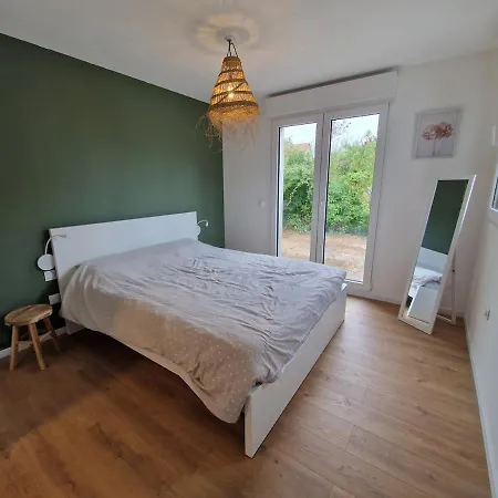 La Maison Des Hirondelles 1 Ferienhaus *
