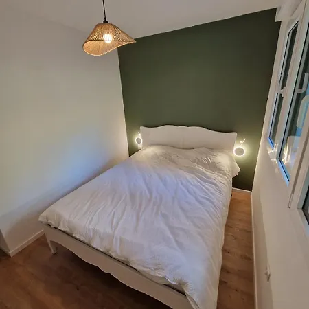 La Maison Des Hirondelles 1 *